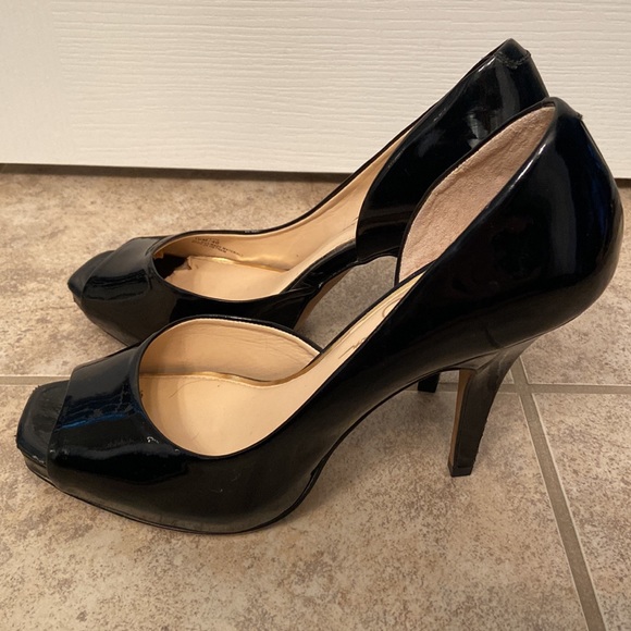 Black Patent Leather Heels - Picture 4 of 9